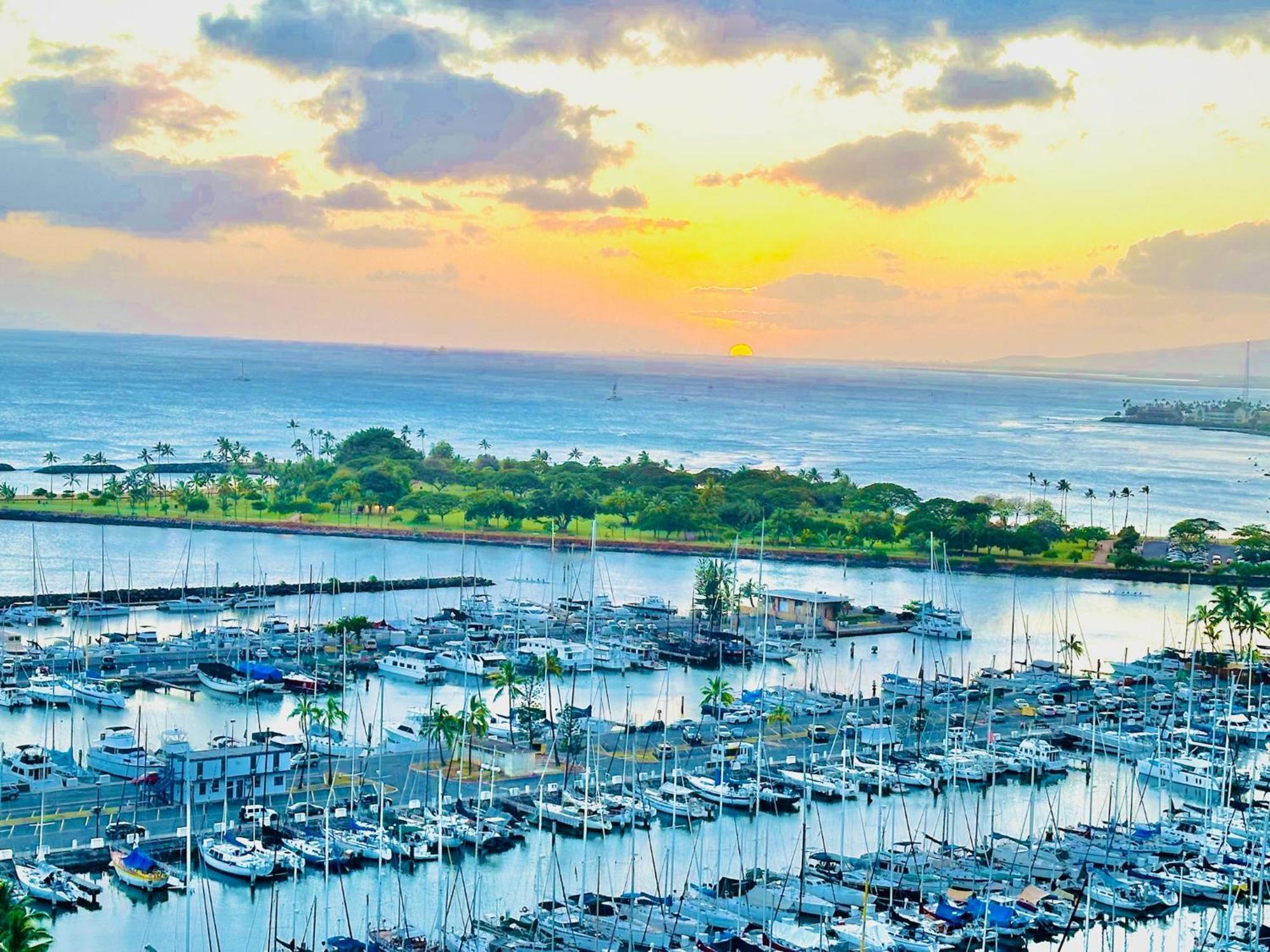 Waikiki Beach Experience! Luxury Oceanview Suite! Honolulu Eksteriør billede